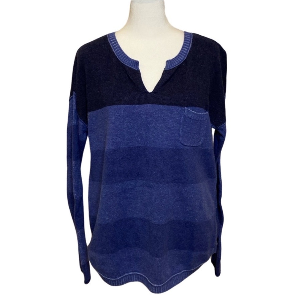Eddie Bauer blue striped sweater. Size PL. long sleeve. V-neck. Cotton blend.